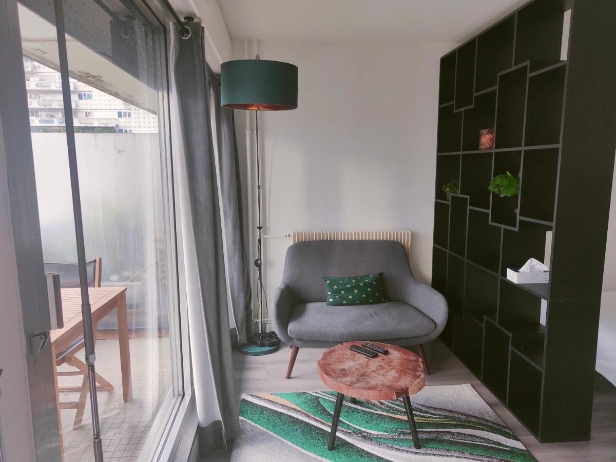 Apartment Au Coeur De La Defense / Paris Courbevoie